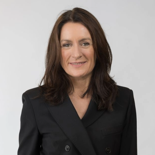 Betty Quigley / Global Chief Commercial Officer, L'Oréal