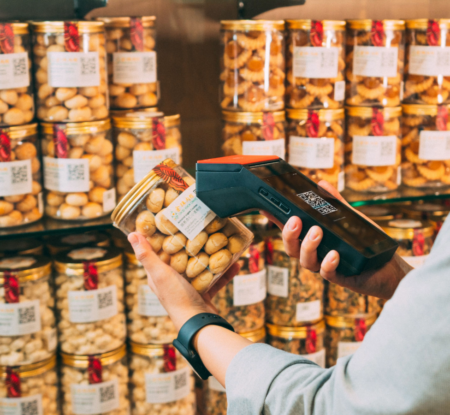 Now available: new industry reference guides for QR code deployment